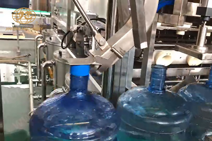 3加侖桶裝水羞羞韩漫在线观看機